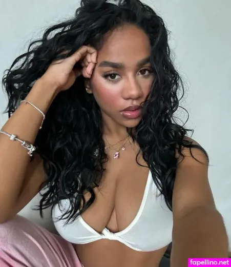 Ammiroseeee OnlyFans Thumbnail #zqW9gv6sSQ