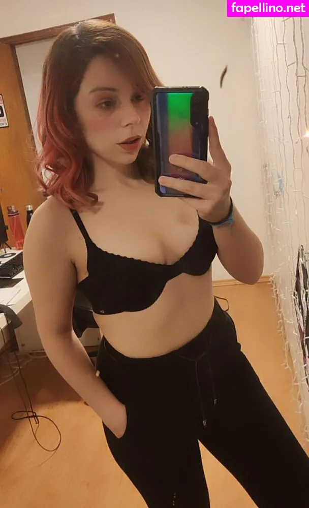 Amy Roviller, ammyxx, ammyzitta Nude Leaked OnlyFans Photo #EW2Mu3KYGt