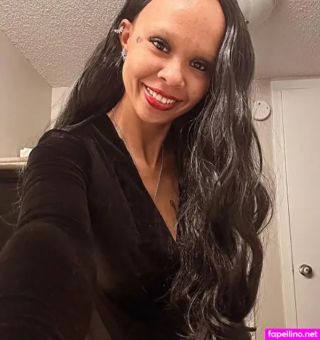 Amora Rose OnlyFans Thumbnail #eeGgutRBMx