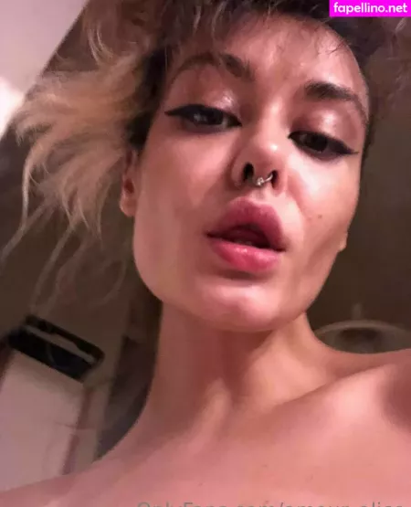 Amour Alice OnlyFans Thumbnail #LrsSsFQm66