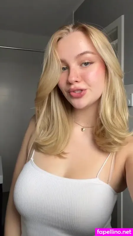 Amparita OnlyFans Thumbnail #CLLrgtFC6o