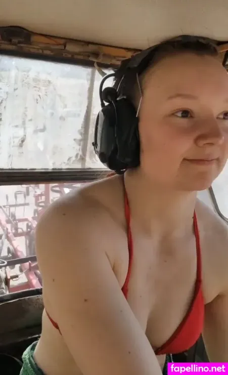 Amski OnlyFans Thumbnail #F9EMTePaDZ