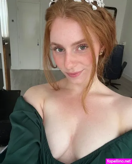 Amy Ashley OnlyFans Thumbnail #ZxJNmqfEJ3