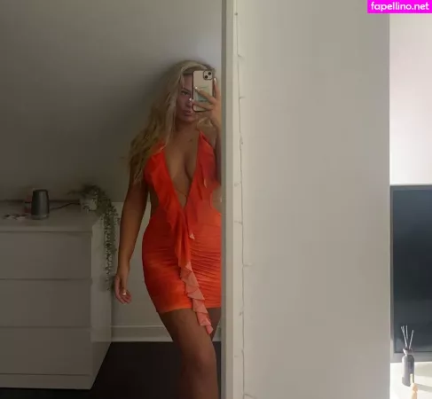 Amy Brown 1 OnlyFans Thumbnail #LFiXfG0l4q