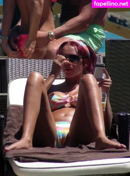 Amy Childs OnlyFans Thumbnail #0SH5KnZ0es