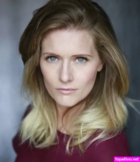 Amy De Bhrun OnlyFans Thumbnail #i0tfCXtrfq