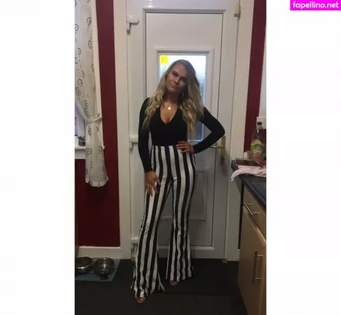 Amy Driske OnlyFans Thumbnail #1RhxwH2uS1