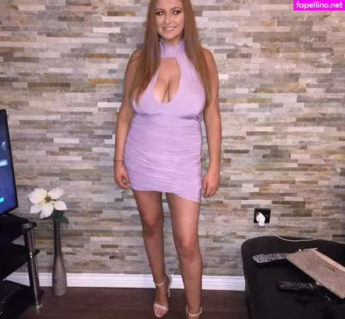 Amy Heslop OnlyFans Thumbnail #UOeTfCy7ys