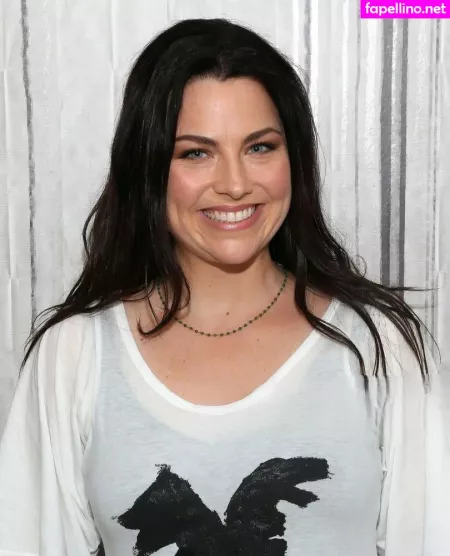 Amy Lee OnlyFans Thumbnail #8MXAeXHjwE