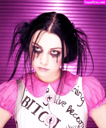 Amy Lee OnlyFans Thumbnail #D8pDtExqw9