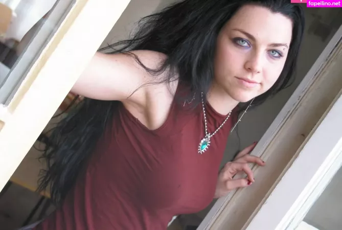 Amy Lee OnlyFans Thumbnail #c6M2NFuFur