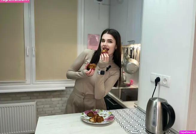 Amy Li OnlyFans Thumbnail #TMeHDcZFTQ