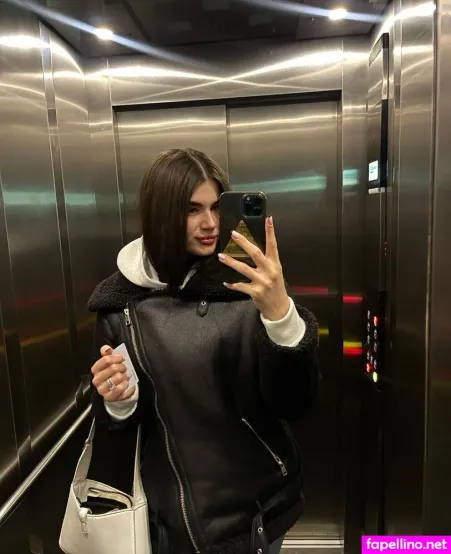 Amy Li OnlyFans Thumbnail #li4apimtlR