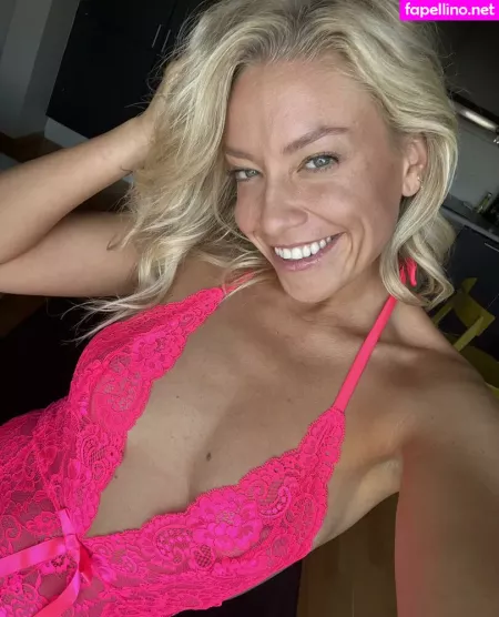 Amy Love OnlyFans Thumbnail #xOEedNJhGj