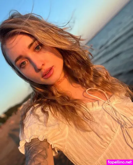 Amy Lovvee OnlyFans Thumbnail #LtpHcIE1QE