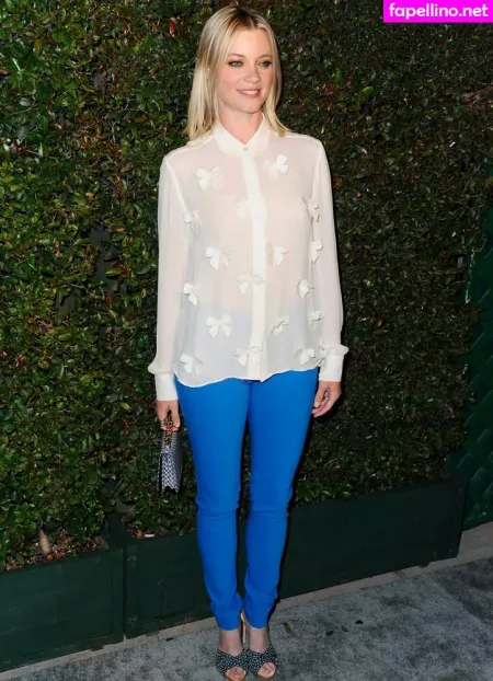 Amy Lysle Smart OnlyFans Thumbnail #qgygmFMyeO