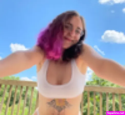 Amy Moore OnlyFans Thumbnail #qh1FxeyhU3