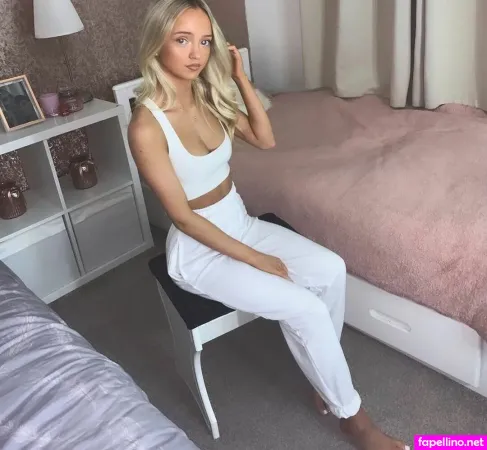 Amy Nicole Thompson OnlyFans Thumbnail #W2ZhyxizbE