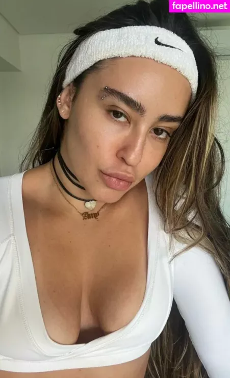 Amy Reis OnlyFans Thumbnail #lOOUnoDfxO