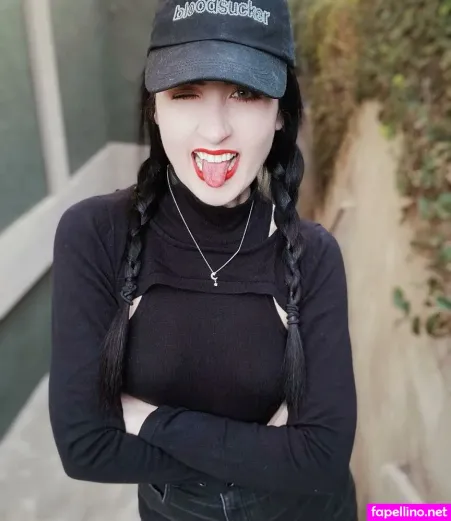 Amy Roberts OnlyFans Thumbnail #0zT7jzHP4n