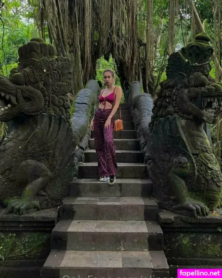 Amy Rose OnlyFans Thumbnail #EM5jrSyGB8