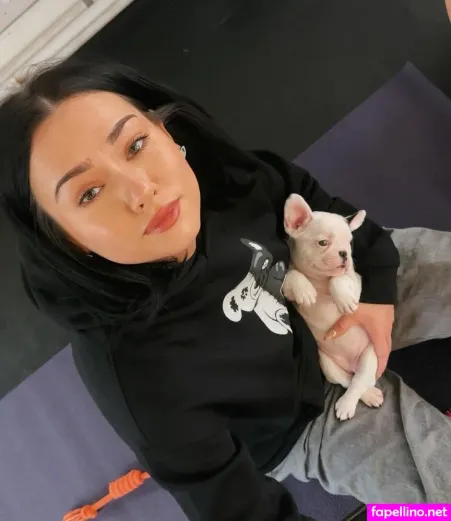 Amy Roseling OnlyFans Thumbnail #ApZCpVNunj