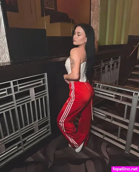 Amy Roseling OnlyFans Thumbnail #OFnMzLwIAC