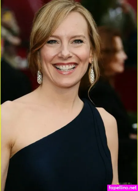 Amy Ryan OnlyFans Thumbnail #2VBaaZGSdG