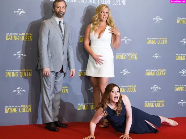 Amy Schumer OnlyFans Thumbnail #5zRFW0kqcP