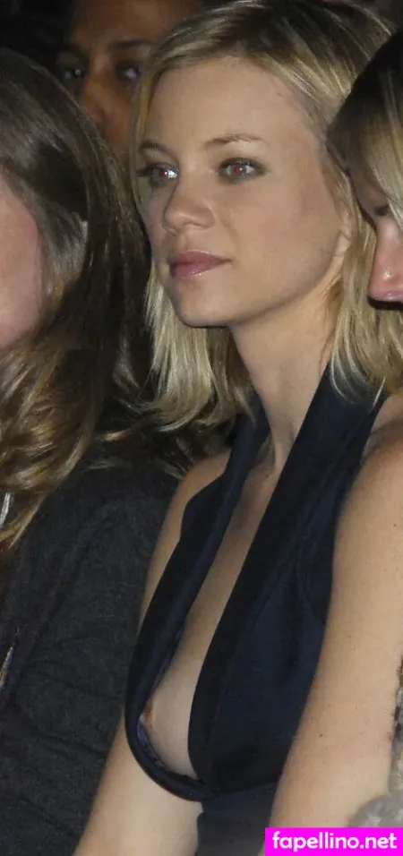 Amy Smart OnlyFans Thumbnail #VqRSVCJ6s0