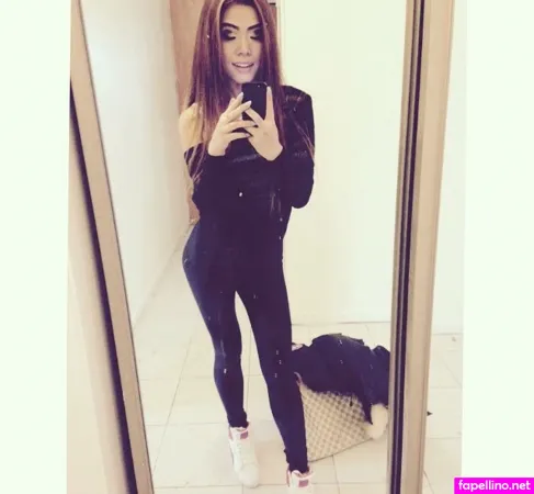 Amy Spades OnlyFans Thumbnail #kKsdiAnE4W