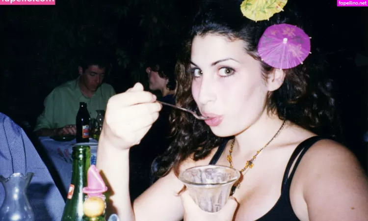 Amy Winehouse OnlyFans Thumbnail #gaSL9lET0O