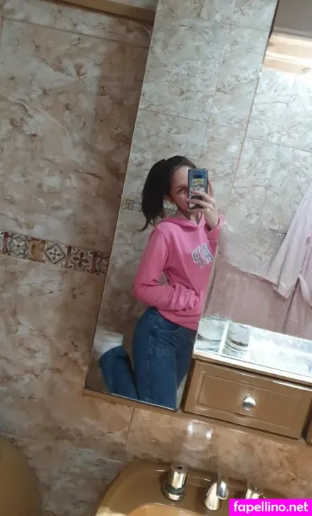 Amybelle OnlyFans Thumbnail #HBPPYpRTrU