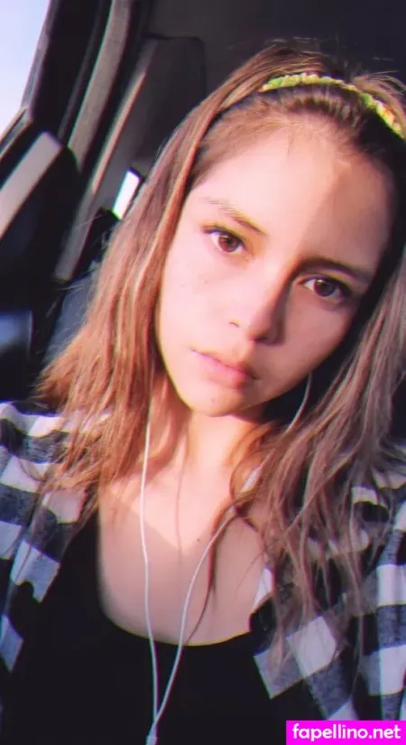 Amybelle OnlyFans Thumbnail #r6YOkxZ5dN