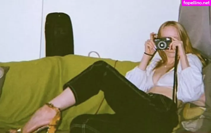 Amybeth Mcnulty OnlyFans Thumbnail #B2QFFiyBIo