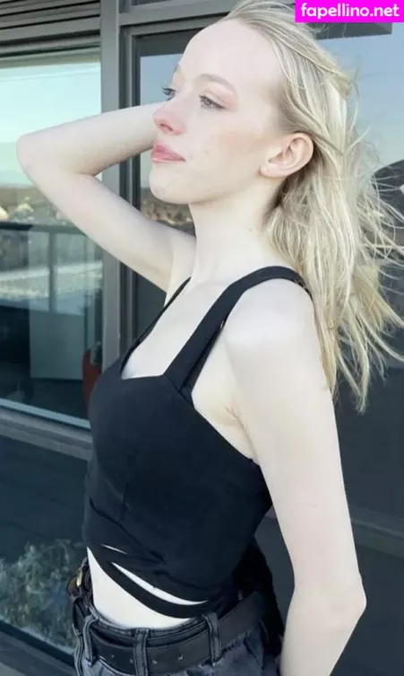 Amybeth Mcnulty OnlyFans Thumbnail #zsScwUIged