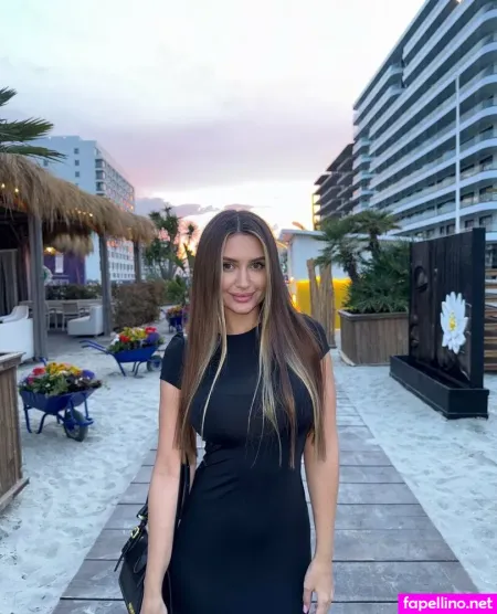 Amyblakex OnlyFans Thumbnail #4HNqpF1U3B