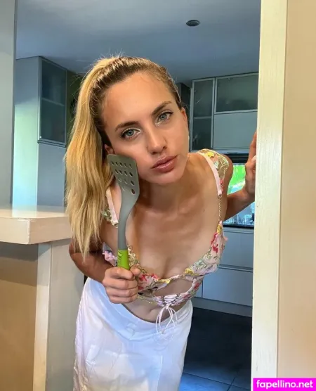 Amycarter89 OnlyFans Thumbnail #2YGeJoxNBf