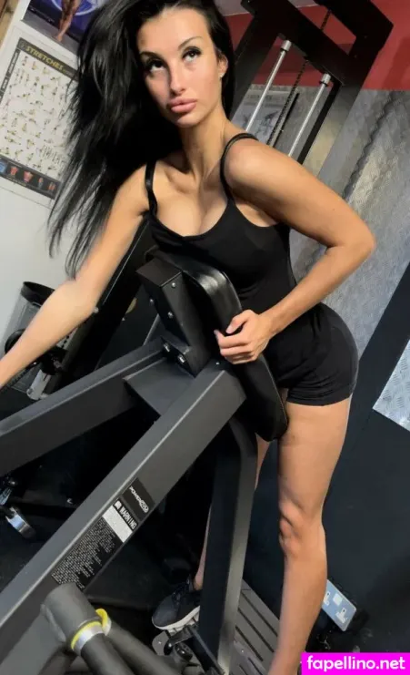 Amyheartxxx OnlyFans Thumbnail #t29OzmI6r1