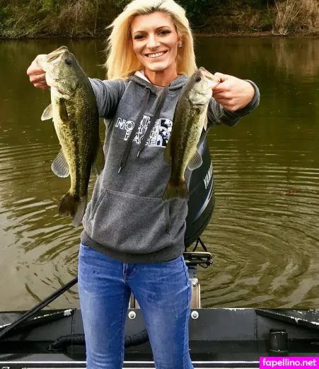 Amylesfree OnlyFans Thumbnail #KbnnWZFvMk