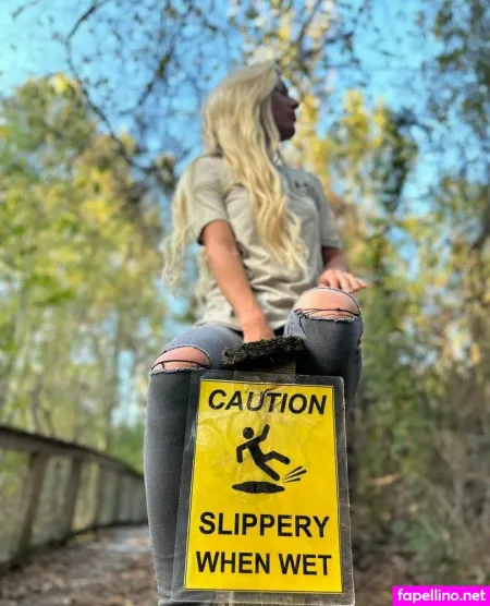 Amylesfree OnlyFans Thumbnail #UZaxMOccjD