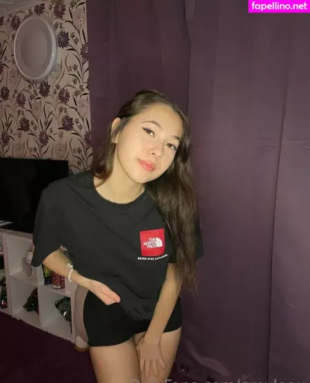 Amyloou OnlyFans Thumbnail #ht84NmJ3cM