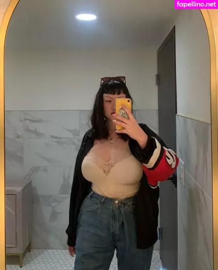 Amylouisev OnlyFans Thumbnail #2HN9OQ8HBS