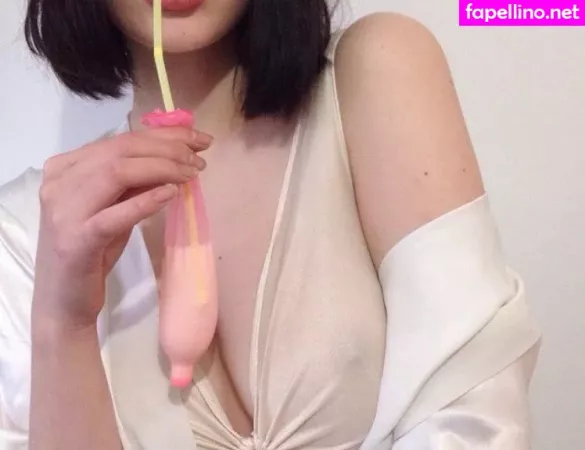 Amylouisev OnlyFans Thumbnail #HF7eRrd0Co