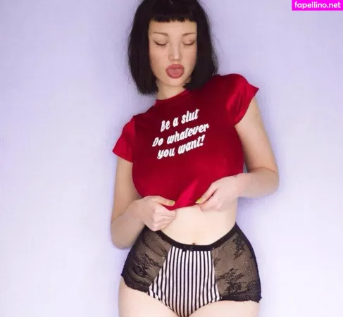 Amylouisev OnlyFans Thumbnail #YHD7LEFVeK