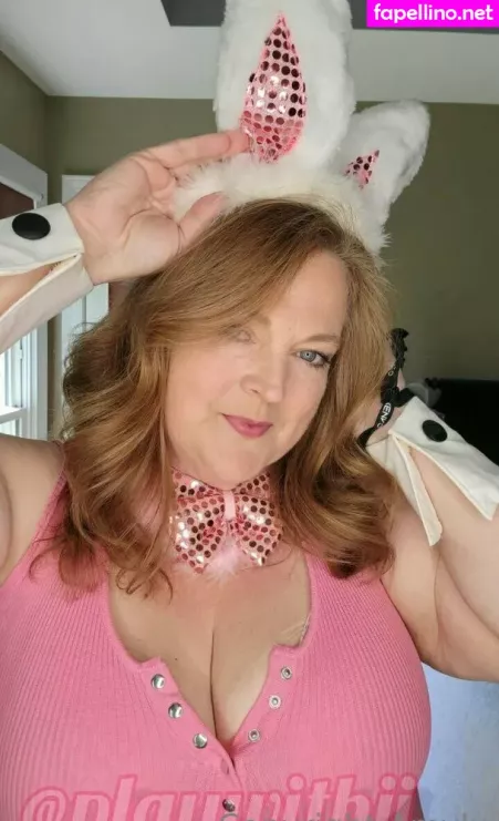 Amyluxxx OnlyFans Thumbnail #Do8is3XukD