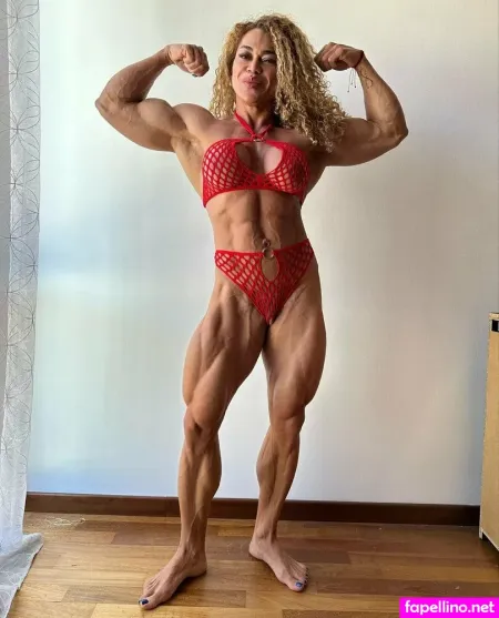 Amymuscle 8 OnlyFans Thumbnail #r19zoUIGfV