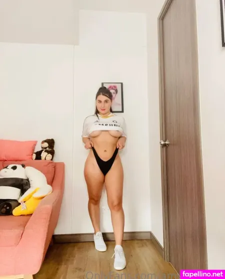 Amyross OnlyFans Thumbnail #JrvUkWVmDr