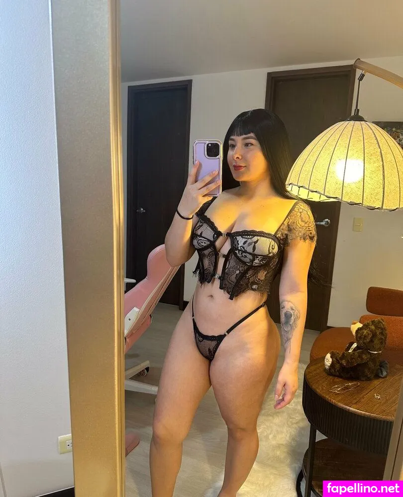 amyross, amyross_official Nude Leaked OnlyFans Photo #Xskr8F2aav