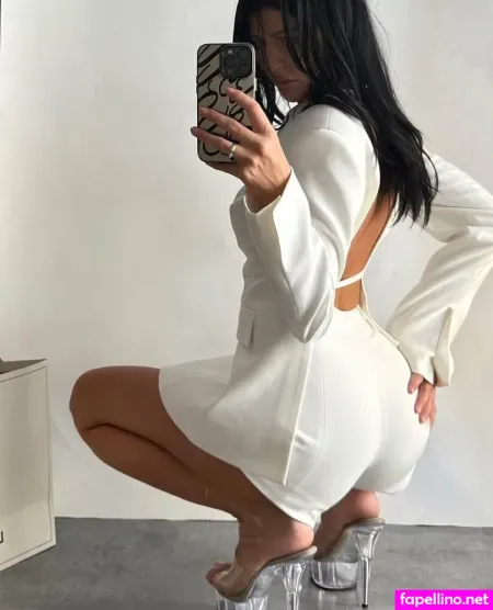 Amyturnerr OnlyFans Thumbnail #2bUy5xtFpA